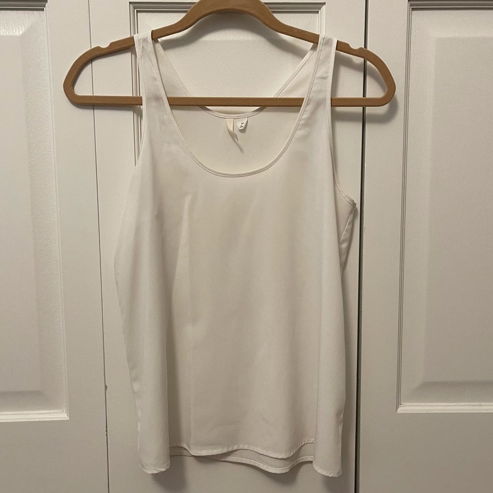White Razorback Tank - Picture 1 of 3